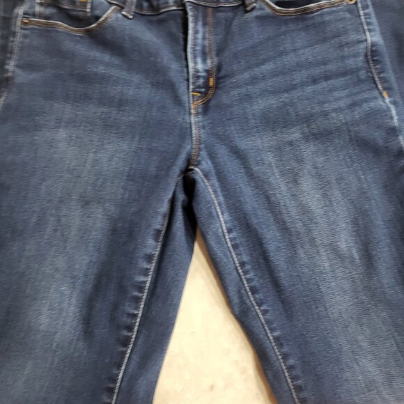 Womens Old Navy Jeans - Picture 2 of 5